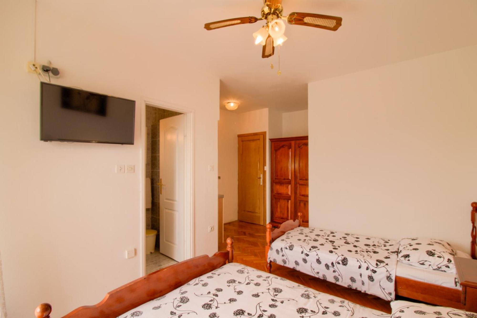 Apartments Sosic II 罗维尼 外观 照片